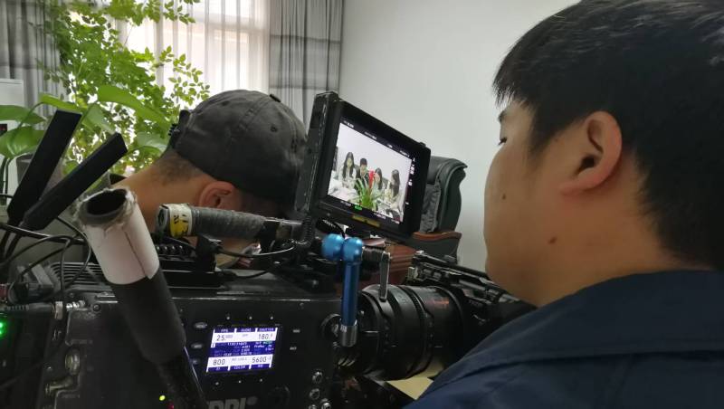 剧本杀式体验：突泉县广告片拍摄公司构建沉浸式消费决策路径